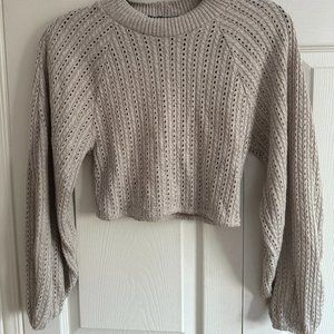 Zara beige cropped sweater, Small
